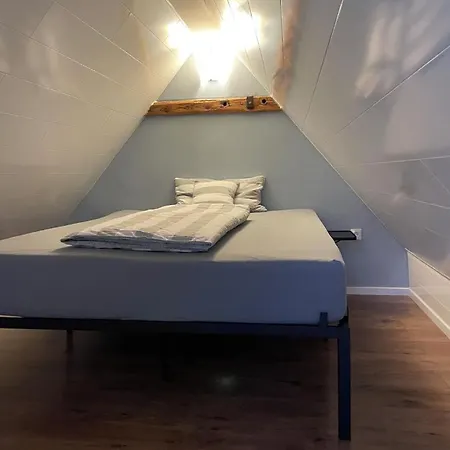 Alex - Im Dg Apartment
